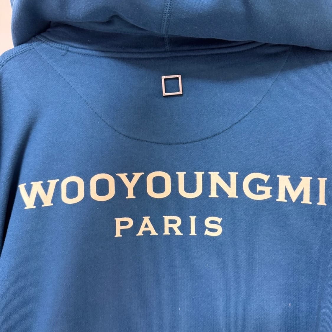 (46) 우영미 백로고 후드티 상품이미지3