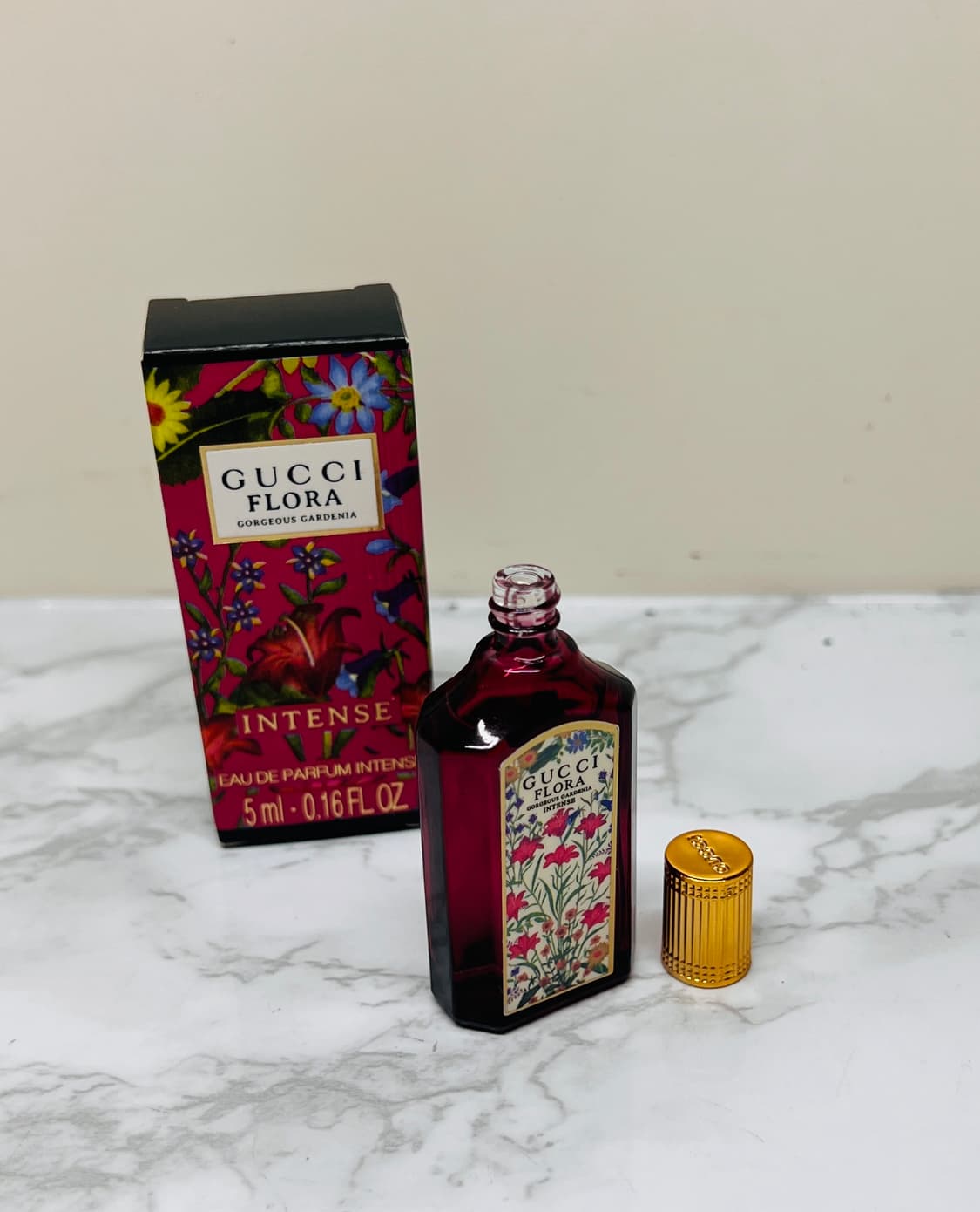 구찌 플로라 Gorgeous Gardenia Intense 미니향수 상품이미지3