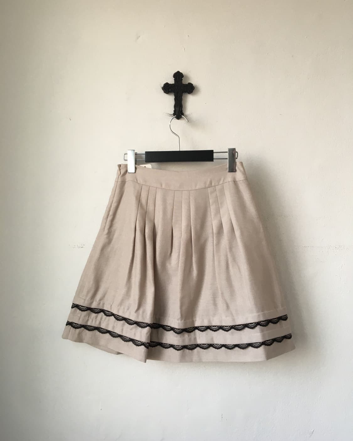 Lace trimming pleats skirt 상품이미지2