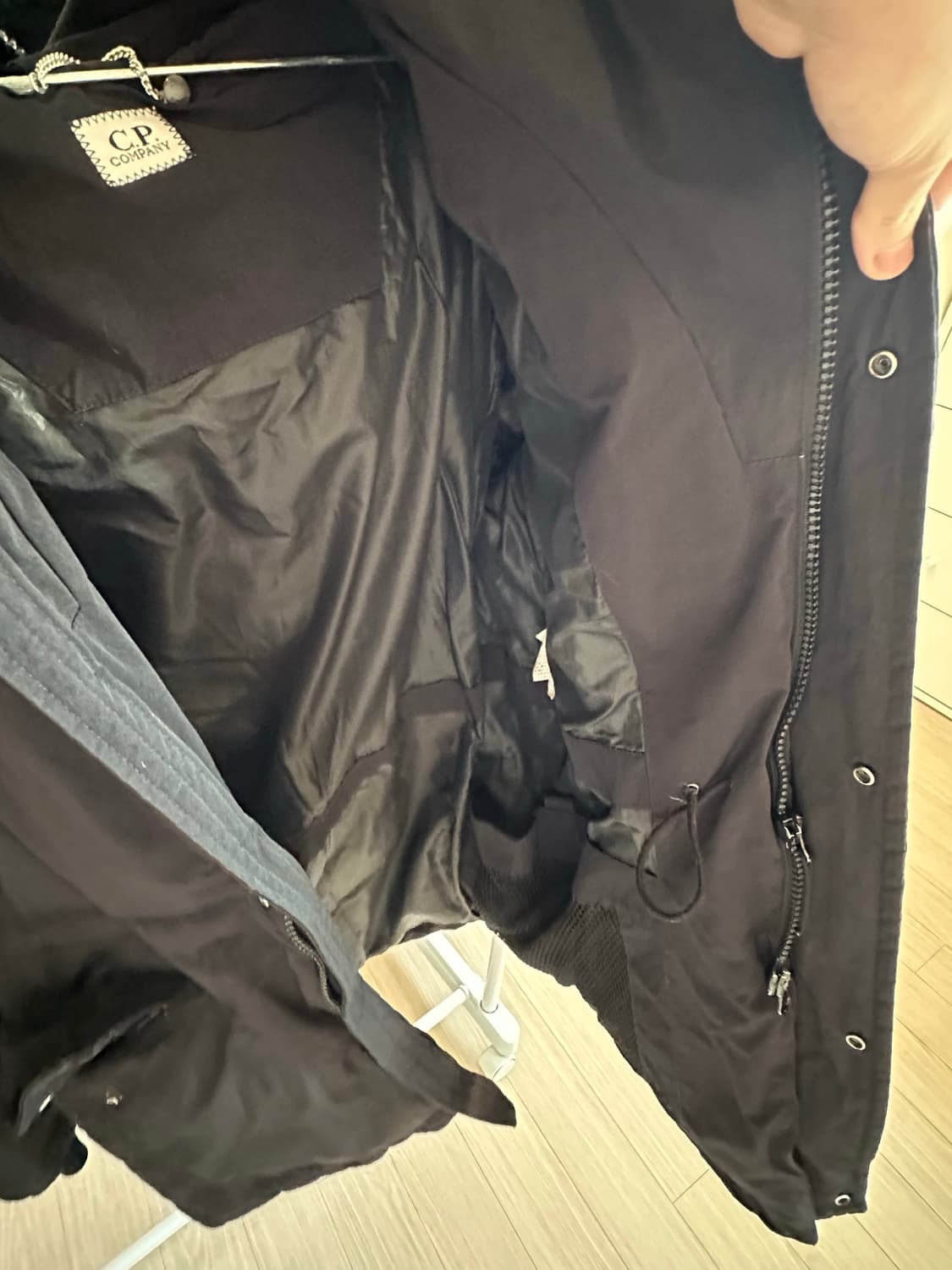 Cp컴퍼니 패딩 95사이즈 상품이미지6