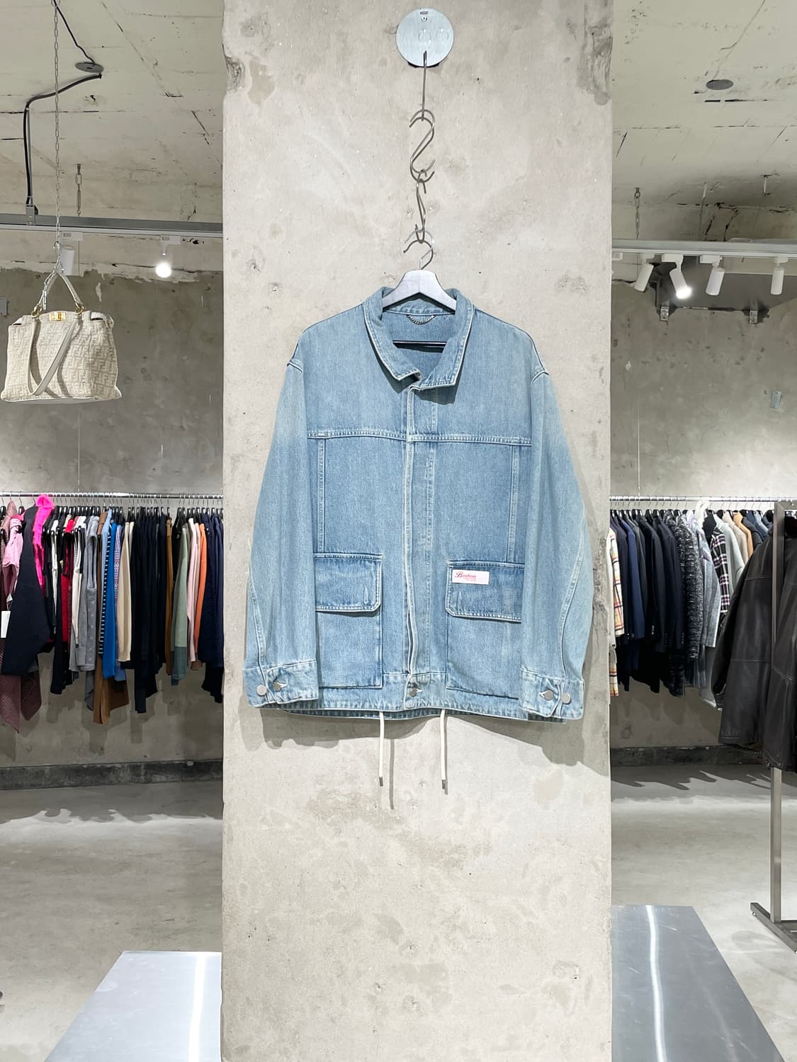 솔리드 옴므 21S/S 연청 히든 버튼 데님 자켓 상품이미지1