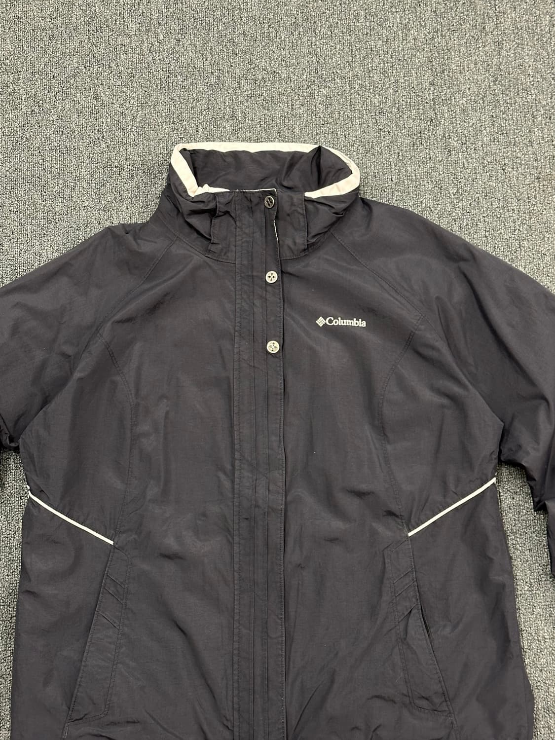 XL)콜롬비아 Columbia 버튼 디테일 블랙 바람막이 상품이미지3