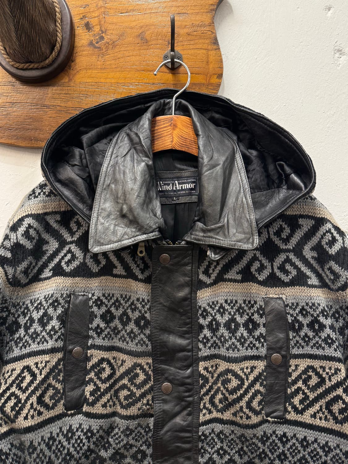 L) WIND ARMOR Leather Mixed Knit Jacket 상품이미지2