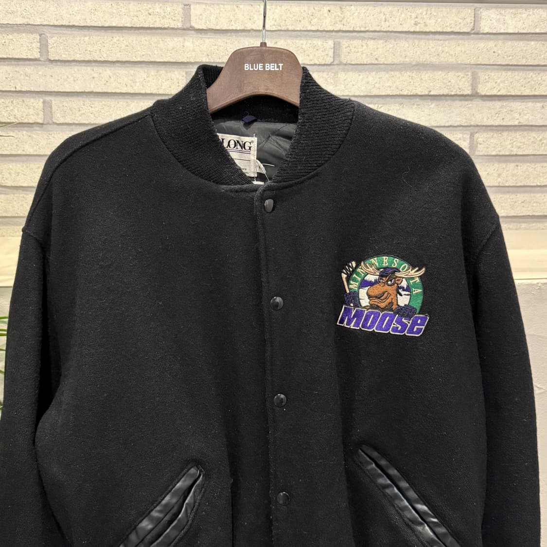 DeLong 드롱 오리지널 NHL 울 바시티자켓 레더포켓 마스코트 디테일 상품이미지3