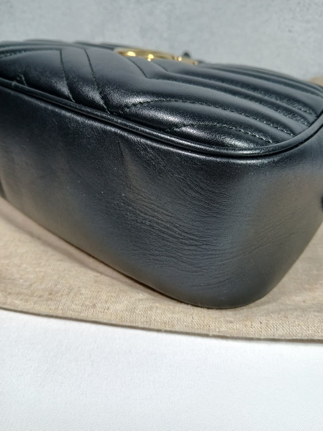 구찌 마몽 마틀라세 스몰 숄더백 상품이미지7