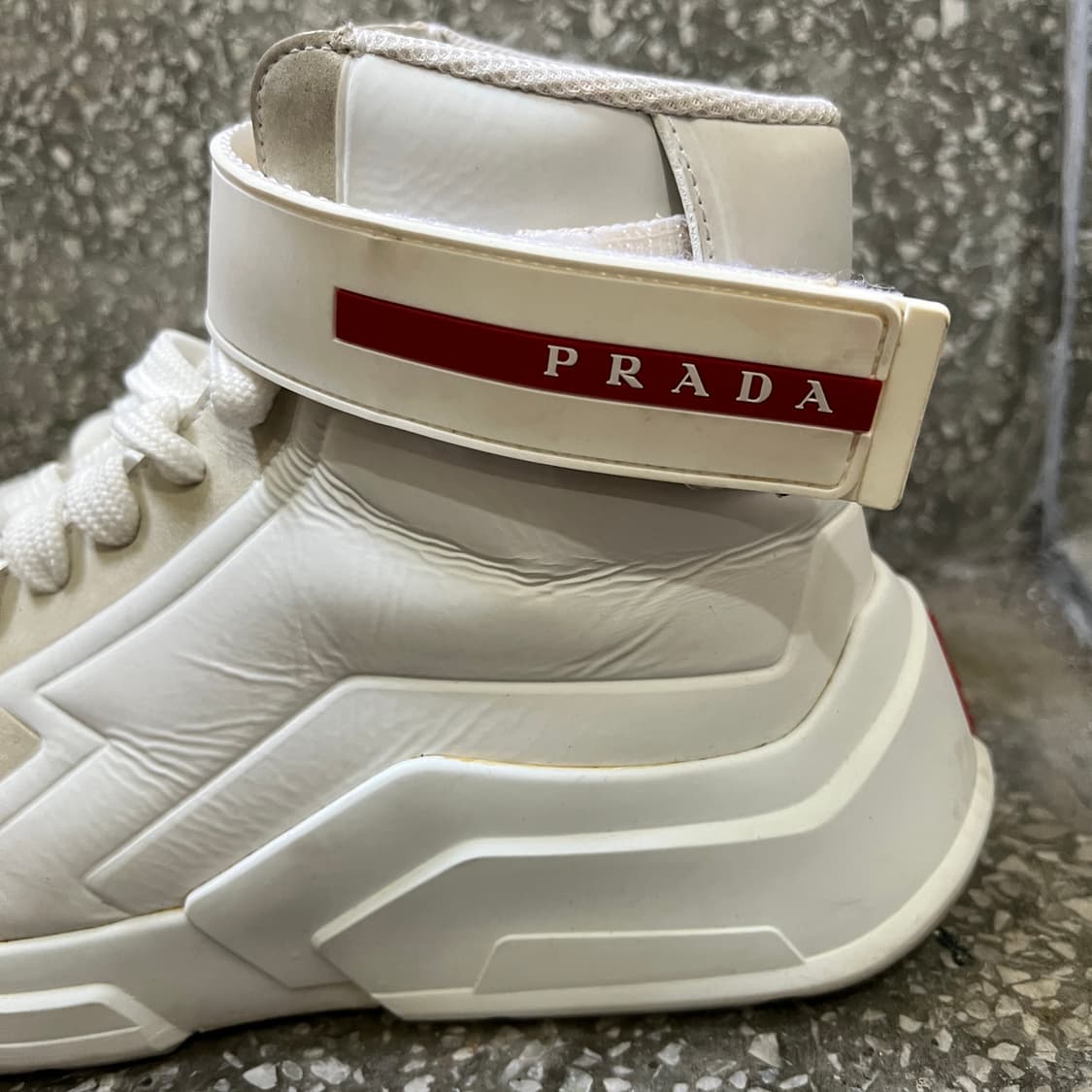 프라다 폴라리우스 하이탑 스니커즈 상품이미지5