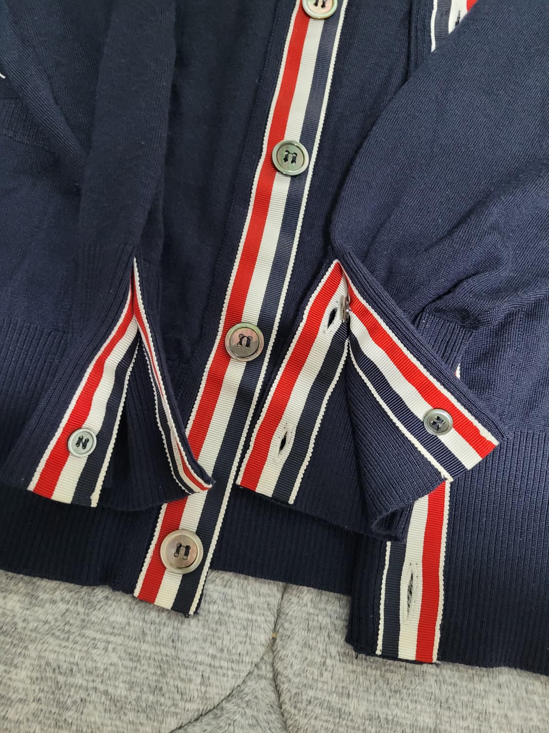 톰브라운 메리노울 가디건 상품이미지4