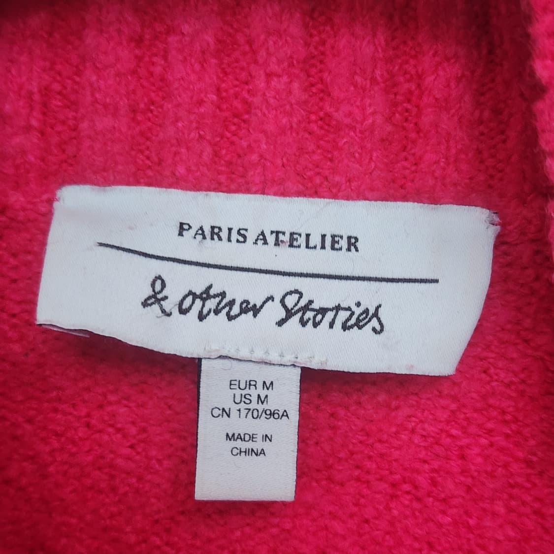 앤아더스토리 핫핑크 터틀넥 니트 스웨터 상품이미지3