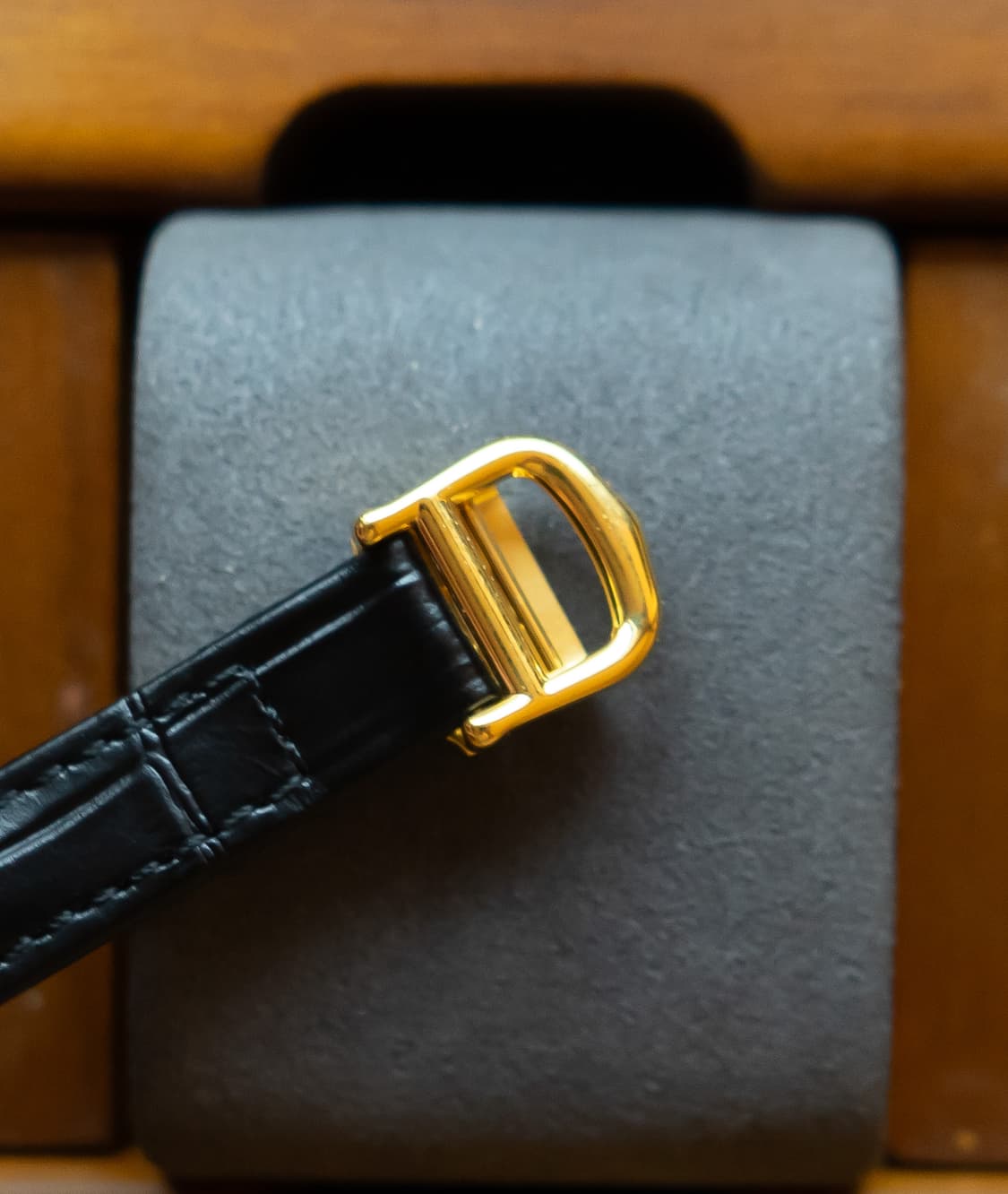 까르띠에 머스트 트리니티 로만 쿼츠 시계 상품이미지5