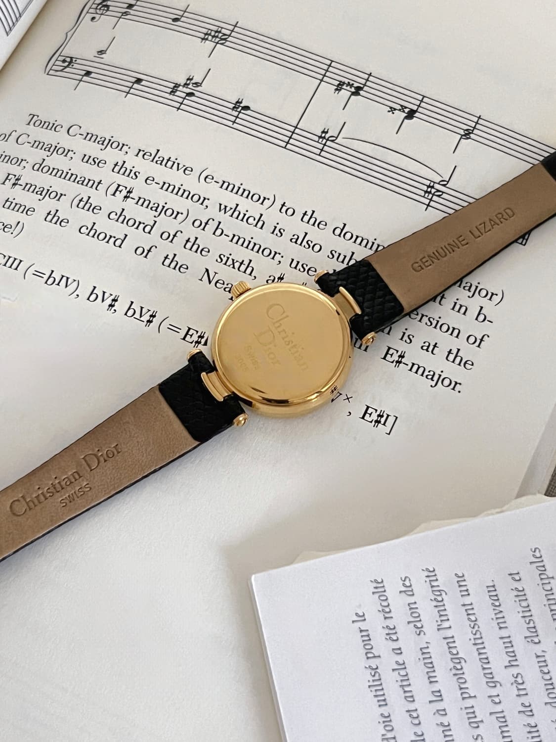디올 골드 라운드 여성 시계 / 정품감정.케어 상품이미지6