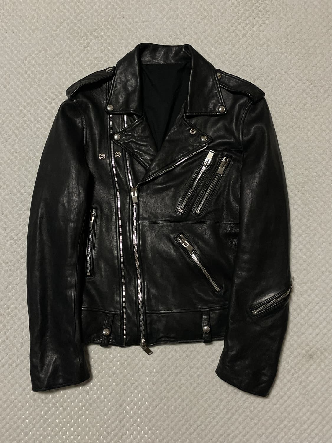 광희시장 웨스턴 무드 양가죽 2WAY 사선 지퍼 디테일 절개 레더 자켓 상품이미지1