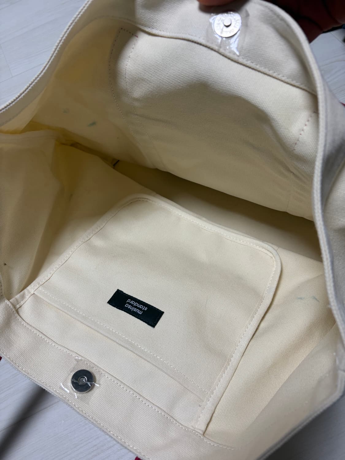 무탠다드 토트백 레드 상품이미지5