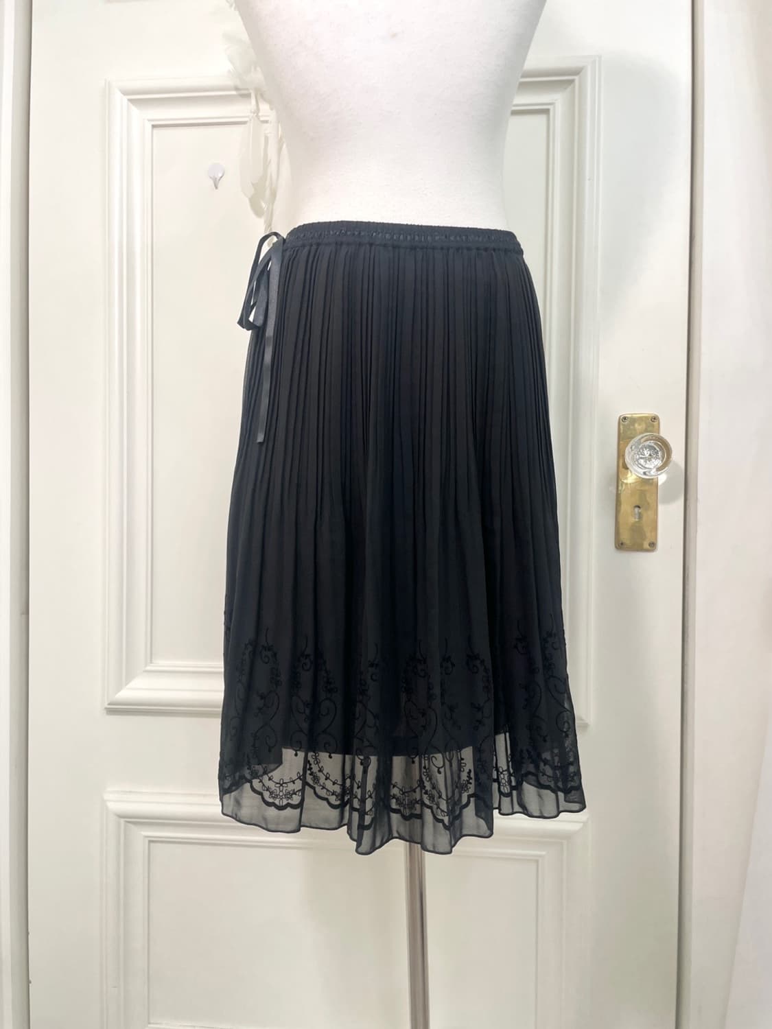 black lace embroidery pleats banding ski 상품이미지4