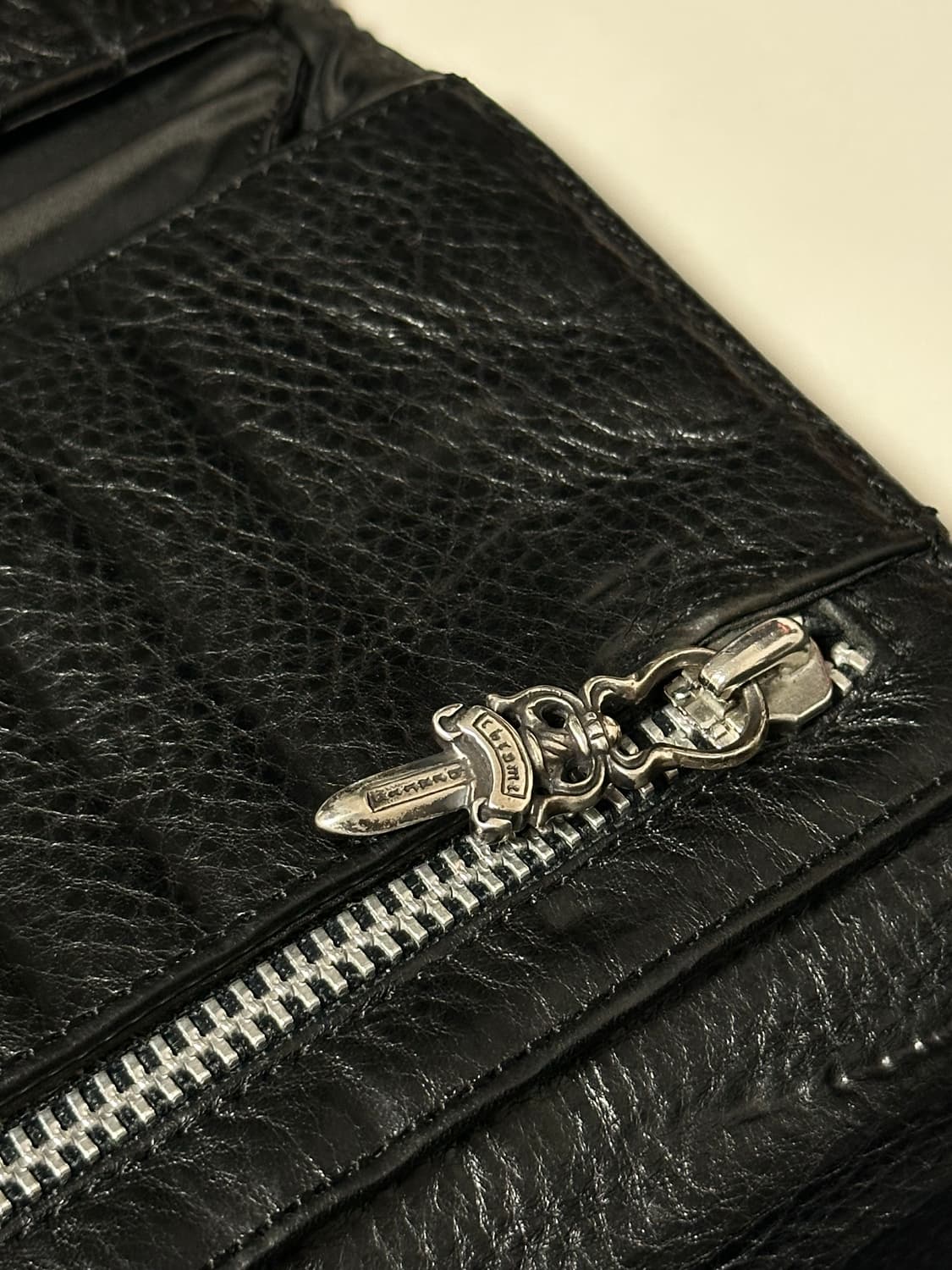 크롬하츠(Chrome Hearts) 웨이브 크로스볼 지갑 상품이미지7