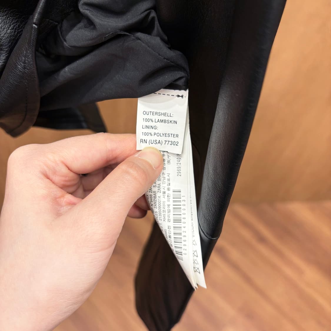 빈티지 슬림핏 레더 라이더 자켓 메탈 스터드 장식 사선 지퍼 디테일 블랙 상품이미지7