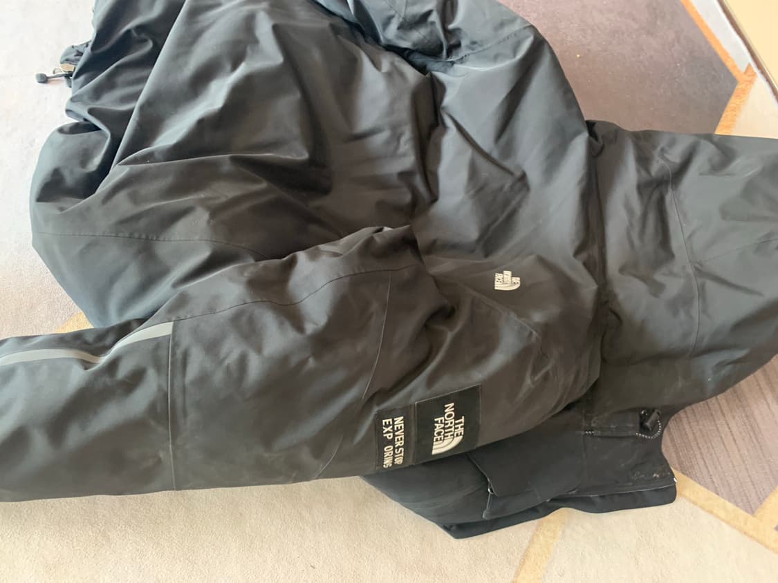 노스페이스 대장급 패딩 90사이즈 상품이미지3