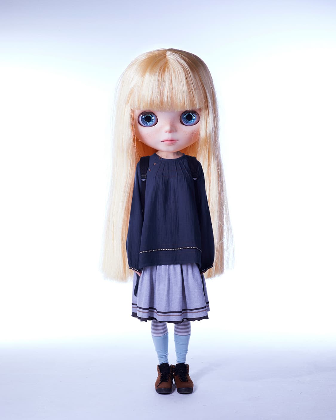 코이세이오 X 브라이스 지그재그 핀턱 블라우스 블루 차콜 상품이미지2