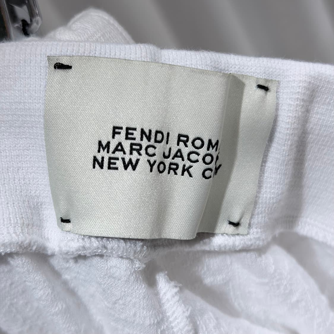 (S/S,46) / 펜디 X 마크 제이콥스 파일 폴로 반팔  화이트 셋업 상품이미지7