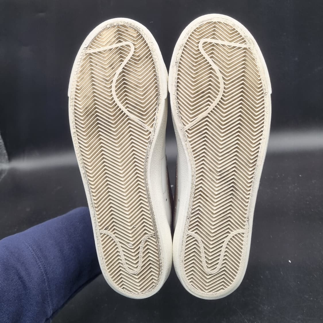 나이키 블레이저 로우77 스니커즈 255 상품이미지3