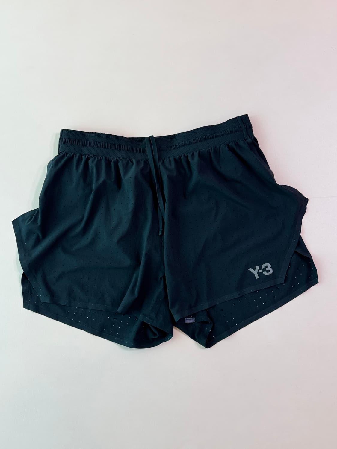 아디다스 Y-3 5인치 러닝 쇼츠 M(JN4887) 상품이미지1