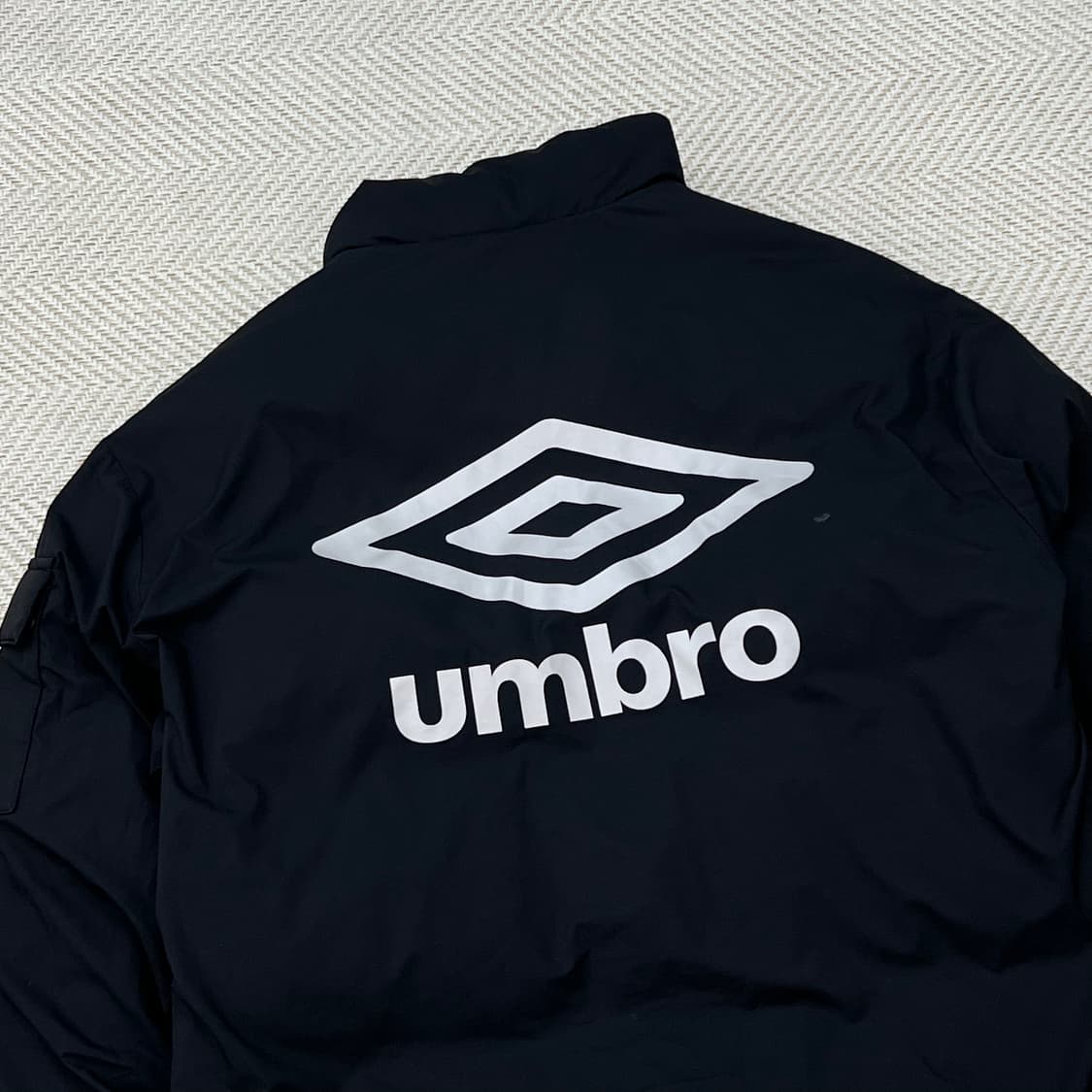 엄브로 리버시블 덕다운패딩 r2998 상품이미지8