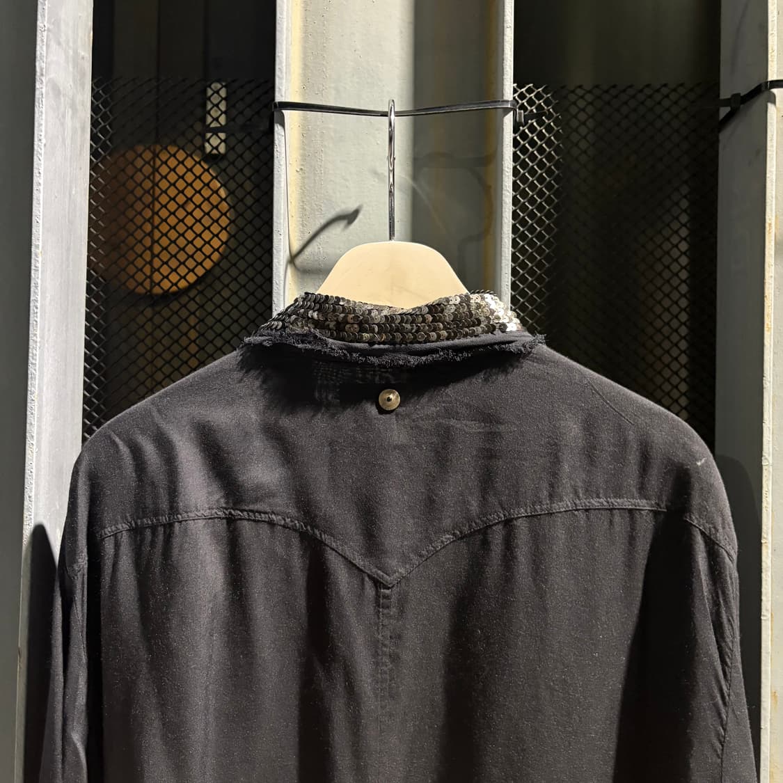 디젤 블랙 스팽글 셔츠 상품이미지5