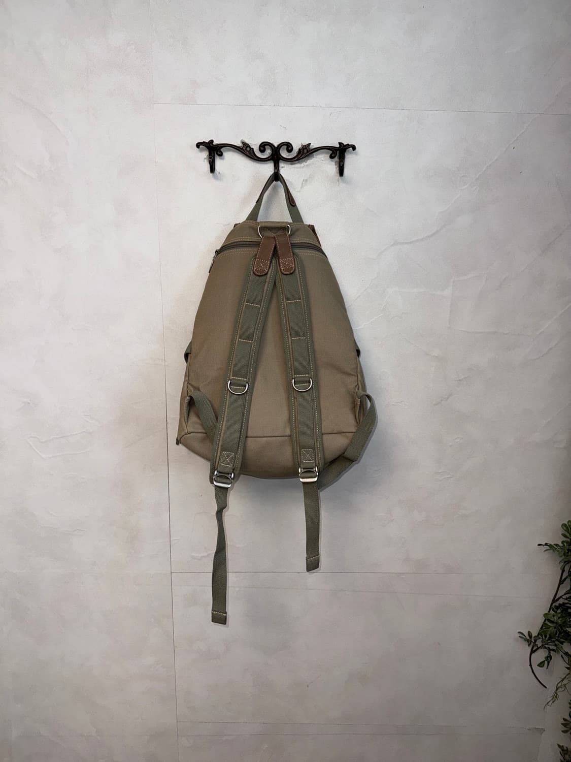 Oneill beige brown multi pocket backpack 상품이미지4