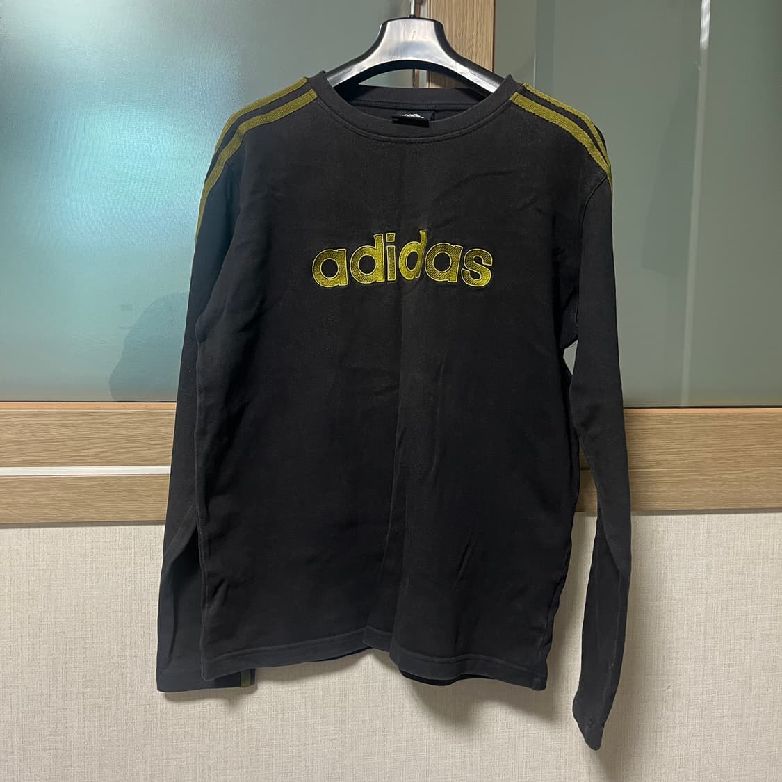 빈티지 아디다스 차콜 삼선 맨투맨 상품이미지1