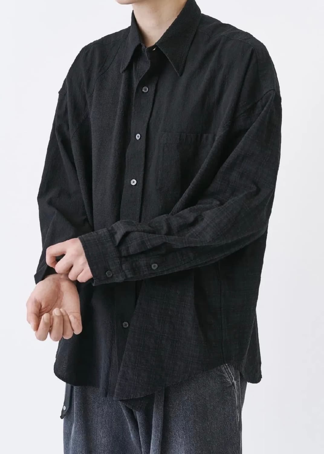 3,L)이얼즈어고 디비전 크럼플 셔츠 블랙 상품이미지2