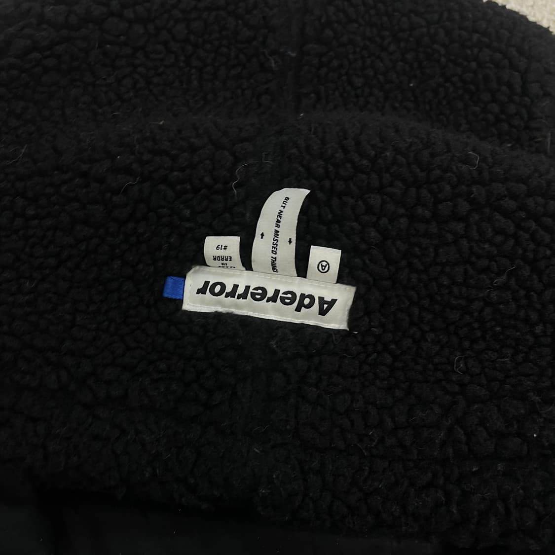 아더에러 19fw 오버 양털 후리스 자켓 블랙 상품이미지4