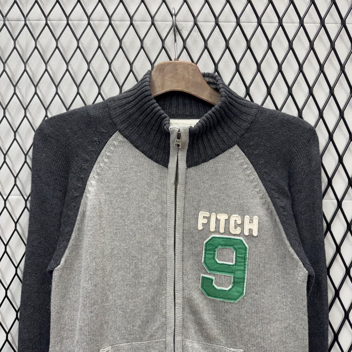 00s 아베크롬비 자켓 전면 피치 로고 디테일 니트 집업 상품이미지3