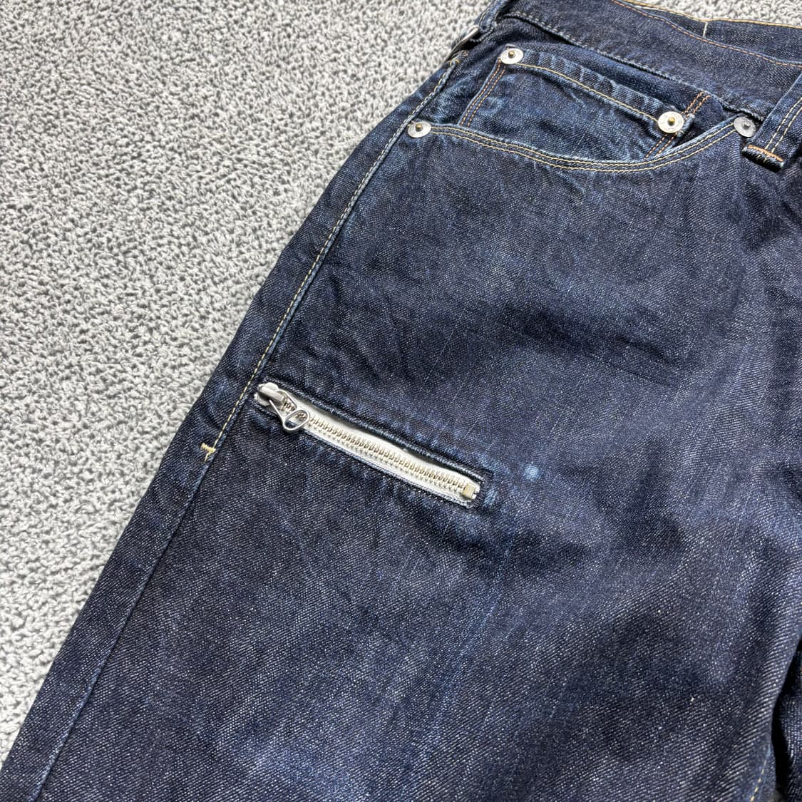 리바이스 504 페이즐리 포켓 디테일 스트레이트 핏 데님 팬츠 상품이미지6