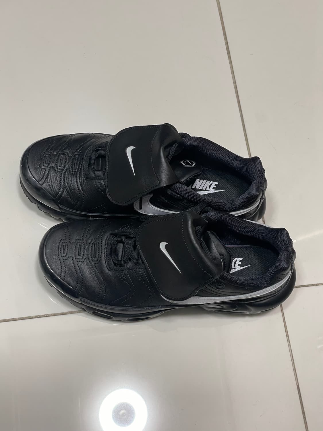 240) 나이키 우먼 에어 맥스 플러스 블랙 240 상품이미지3