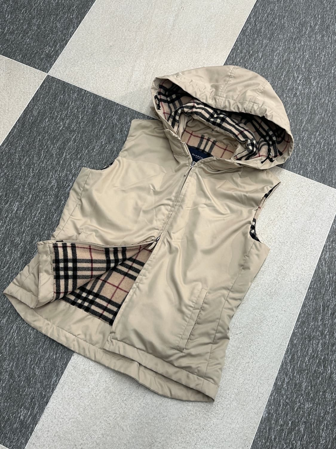 버버리 노바체크 후드 점퍼  상품이미지1
