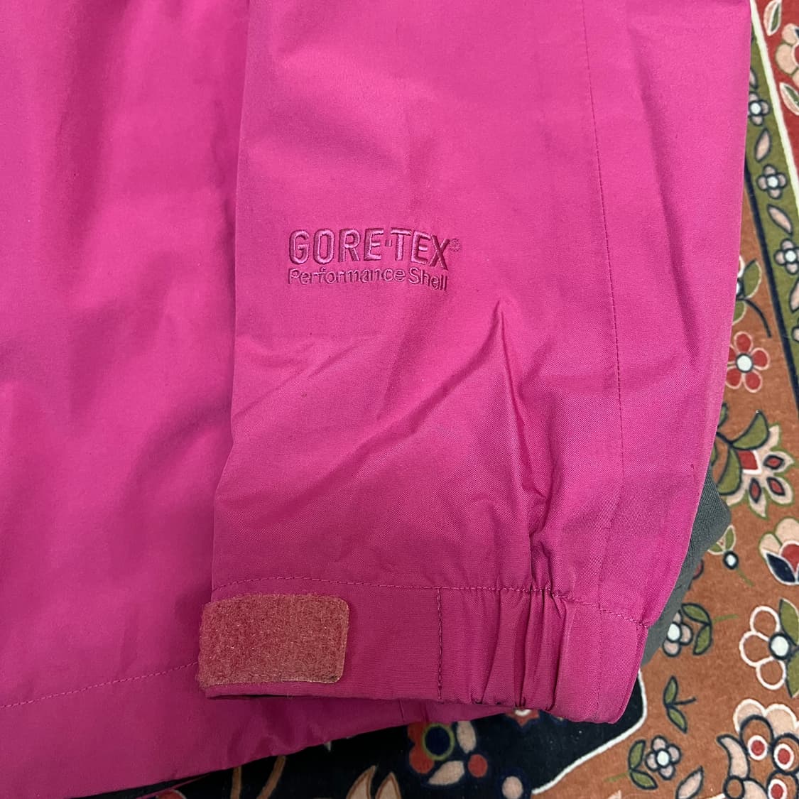 컬럼비아 티타늄 여성 고어텍스 바람막이 자켓 S/90 상품이미지6