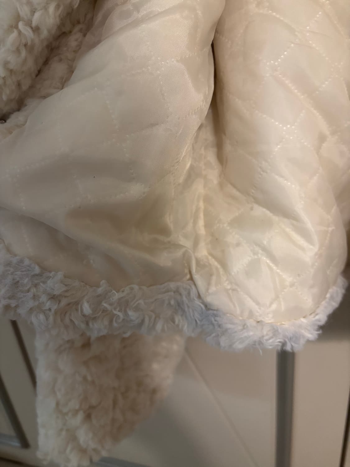 어반드레스 퍼자켓 팝니다 상품이미지3