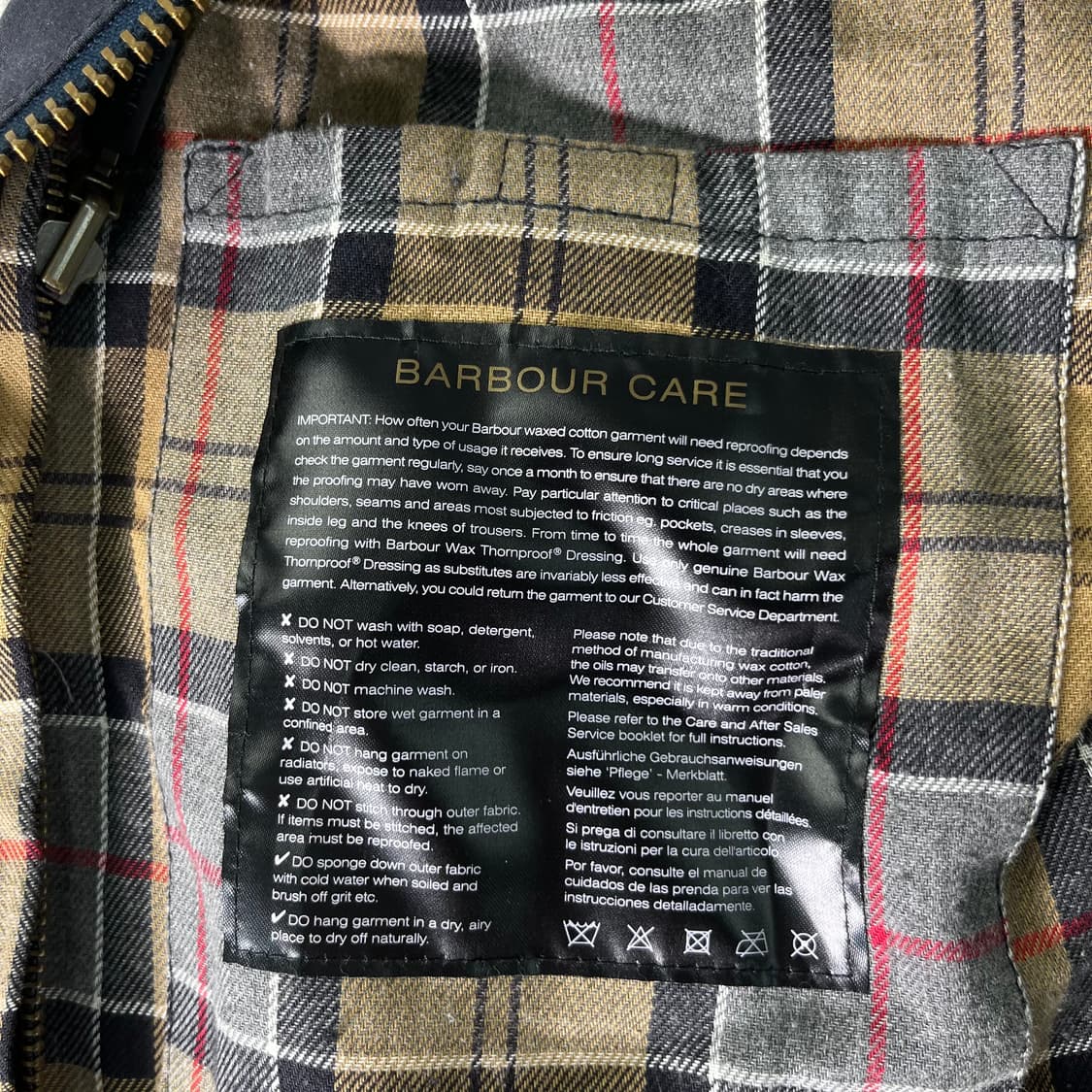 100 바버 비데일 네이비 왁스 자켓 상품이미지5