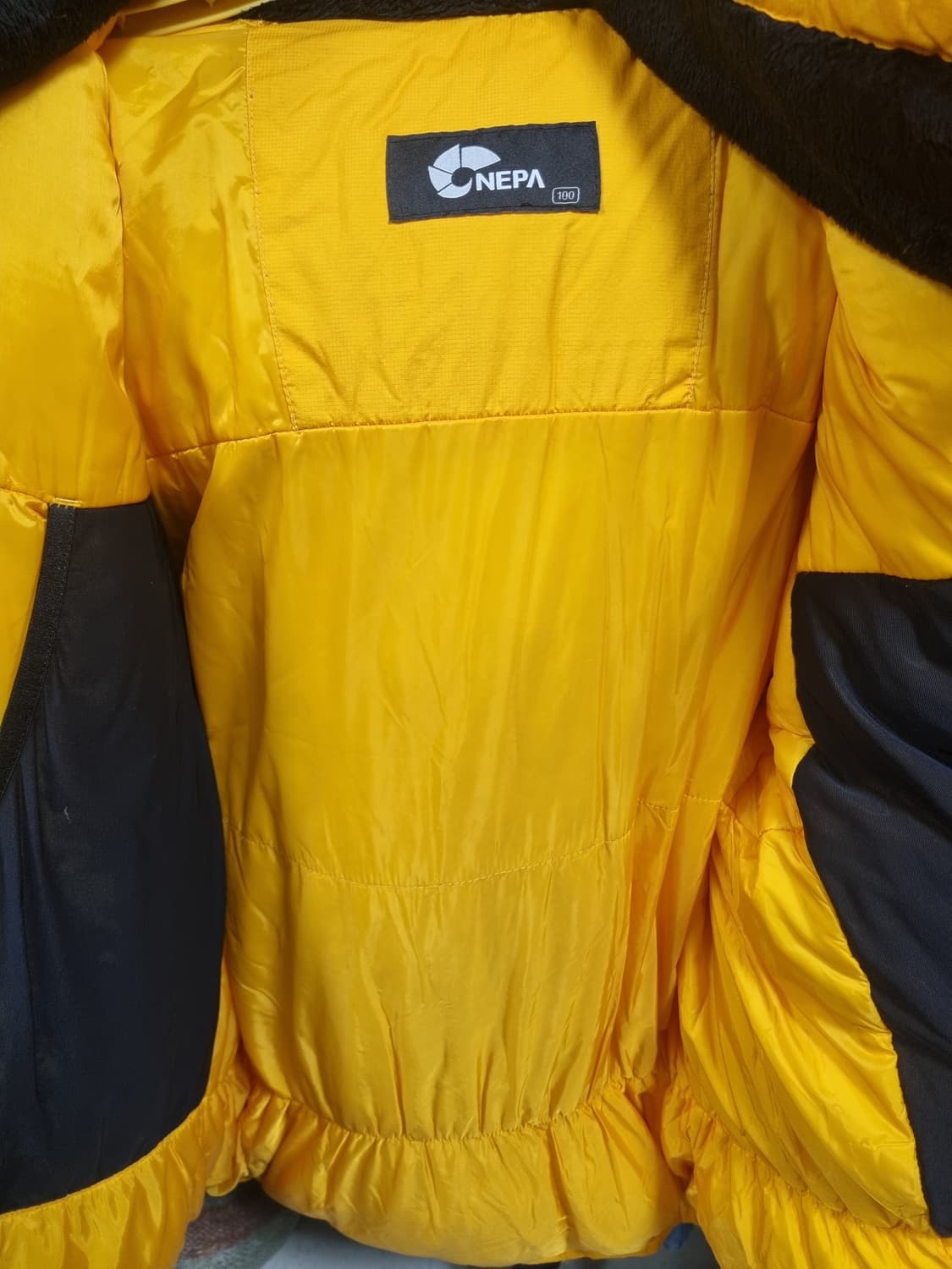 네파 남성 구스 대장패딩  상품이미지3