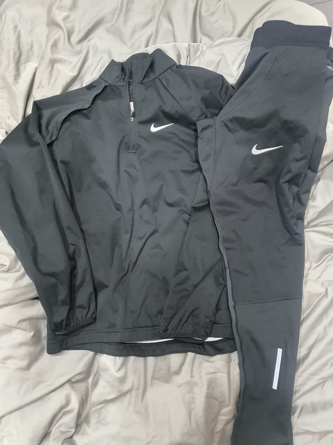 나이키런닝 쉴드 하프집업 런닝타이즈  상품이미지1