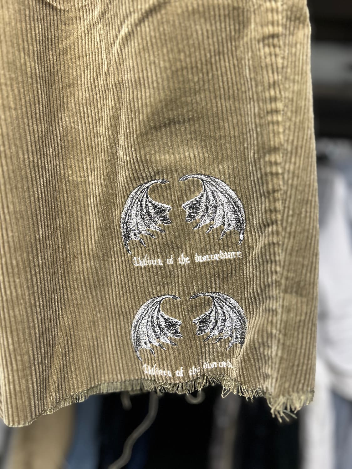 칠드런오브 더 디스코댄스 코듀로이 자수 패치 업사이클 리메이크 반바지 2 상품이미지3