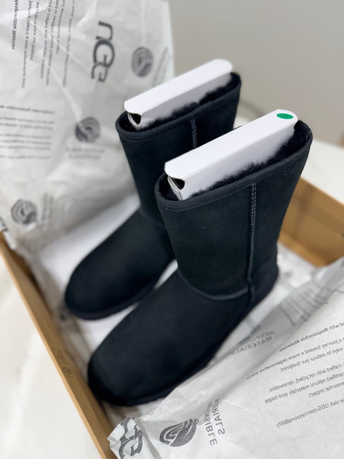 어그 남자부츠 블랙 새상품 팝니다.(275size) 상품이미지1