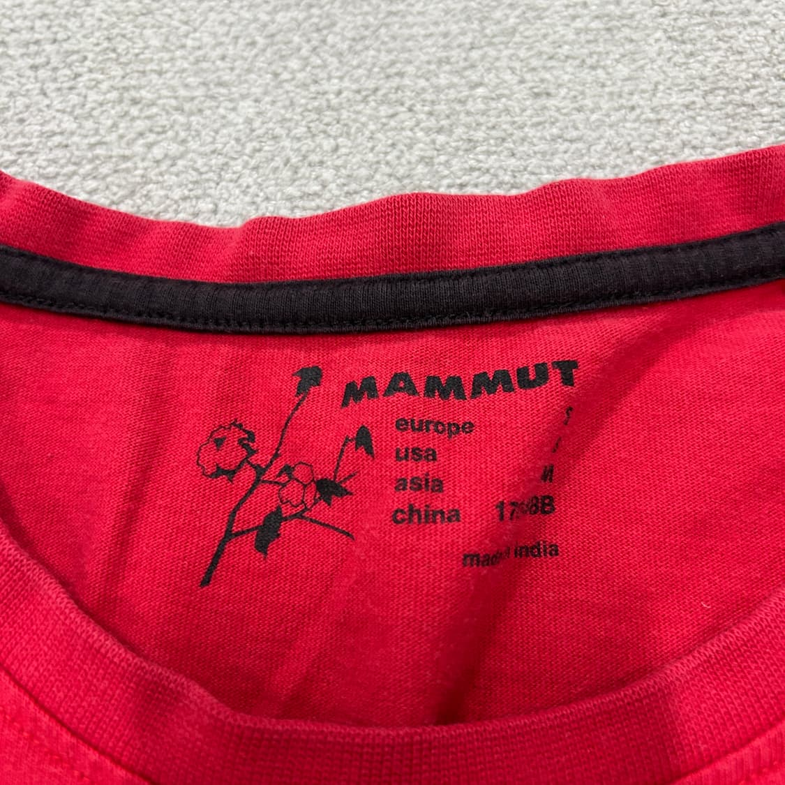 마무트 반팔티 레드 90 상품이미지2