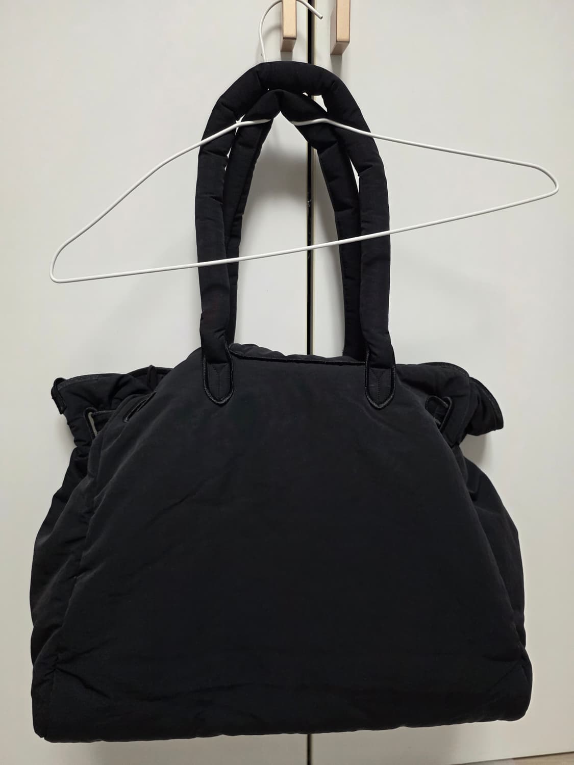 정품 라쿠제토 패딩백 상품이미지4