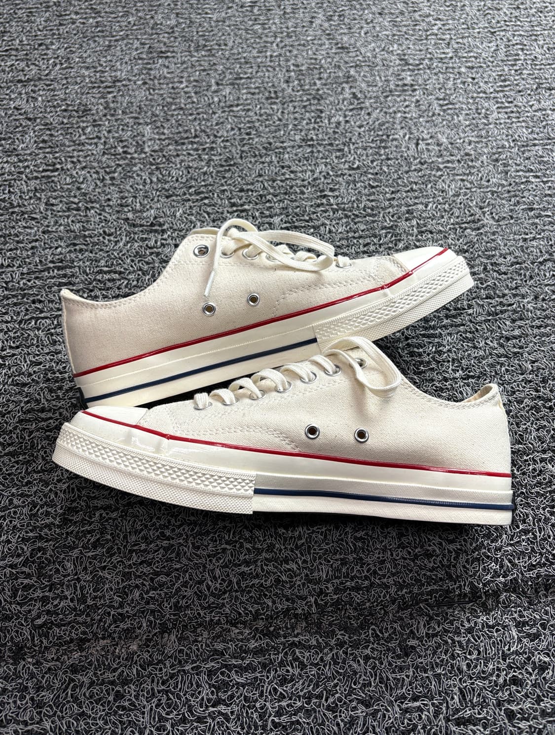 컨버스 척 테일러 70 클래식 파치먼트 스니커즈 2796 상품이미지1