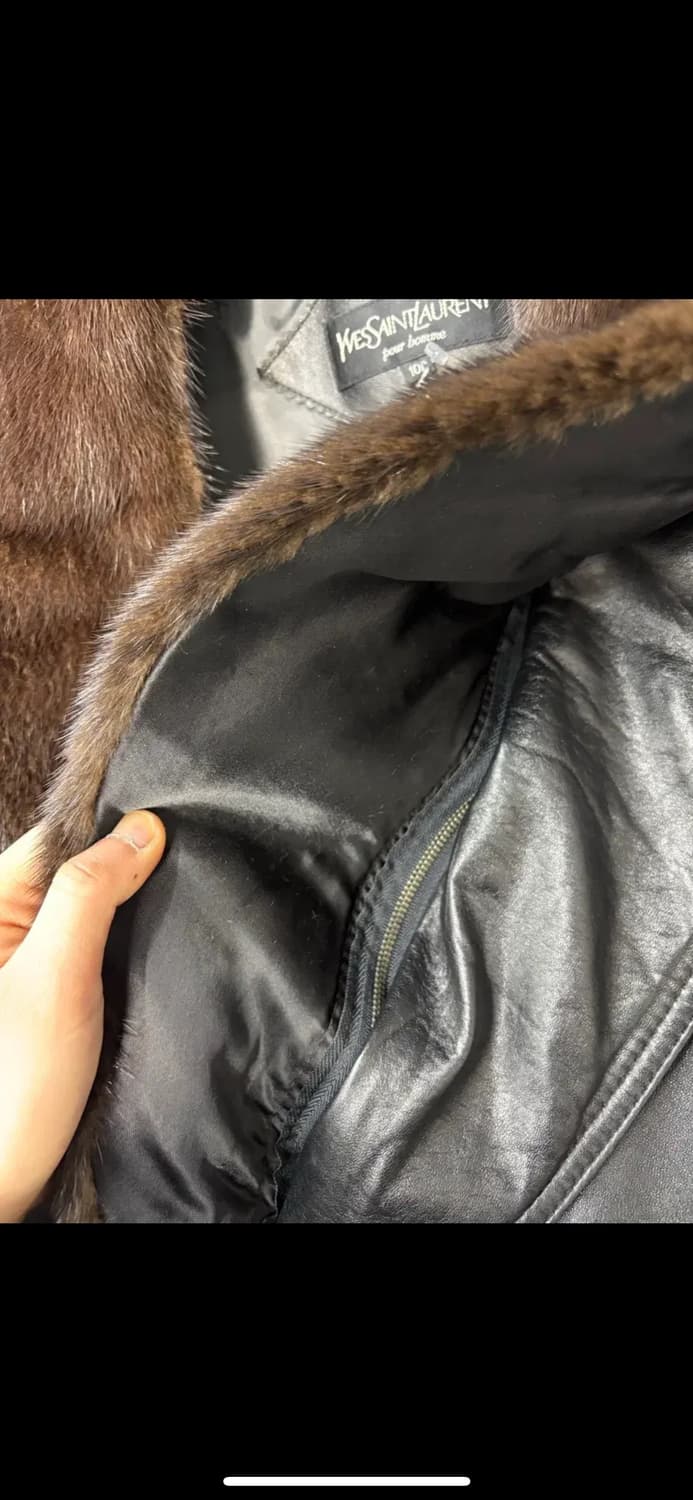 입생로랑 밍크퍼 카라 디테일 가죽자켓 (퍼 탈부착 가능) H1948 상품이미지4