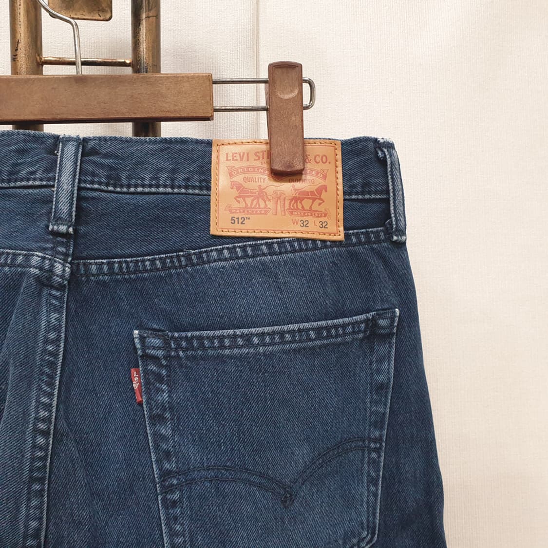 리바이스 512 슬림 테이퍼드 핏 진 청바지(32) 상품이미지4