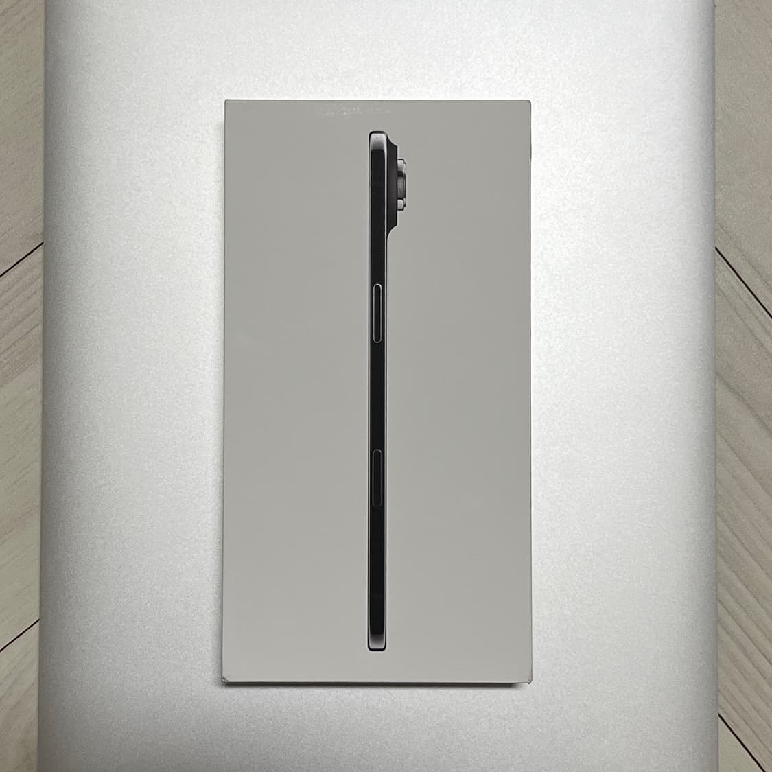 아이폰 17 에어 블랙 색상 256GB 미개봉 자급제 상품이미지1