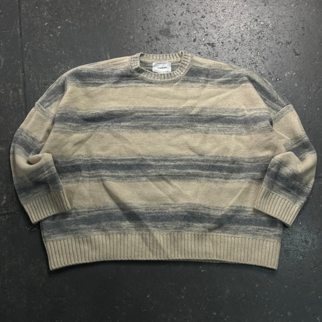 100 비바스튜디오 니트 상품이미지1