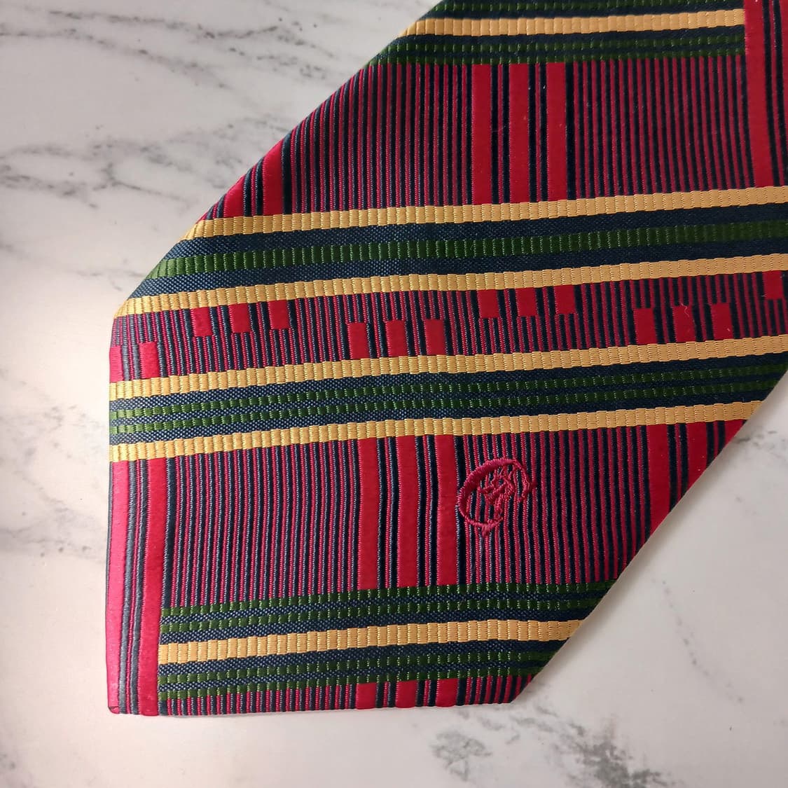 니노 세루티 실크 레드 스트라이프 넥타이 9.8cm A+등급 E875
 상품이미지7