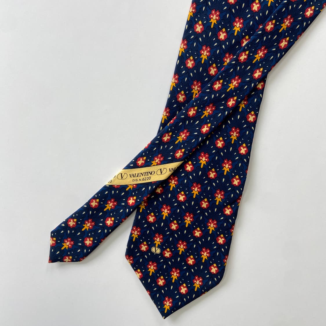 VALENTINO 발렌티노 명품 정품 심플로고 넥타이 상품이미지3